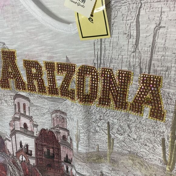 NWT- Sweet Gisele- rinestone Arizona graphic tee -size small - Picture 3 of 7